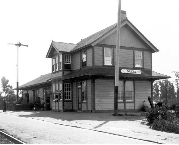 Goleta Depot 1912 (trackside view)